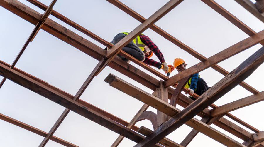 Professional gutter cleaning in Kirbyville, TX